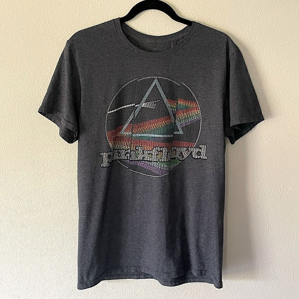 Pink Floyd Gray Short-Sleeved Shirt. Size Medium.